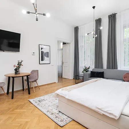 2# Fancy Share With Own Bathroom Prague
