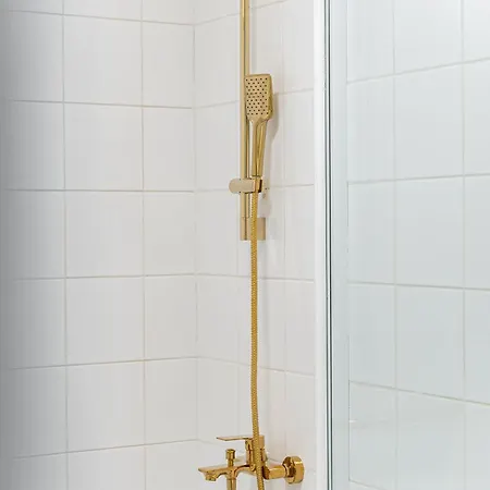 2# Fancy Share With Own Bathroom 4*